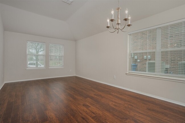 Photo - 1779 Eagle River Trail