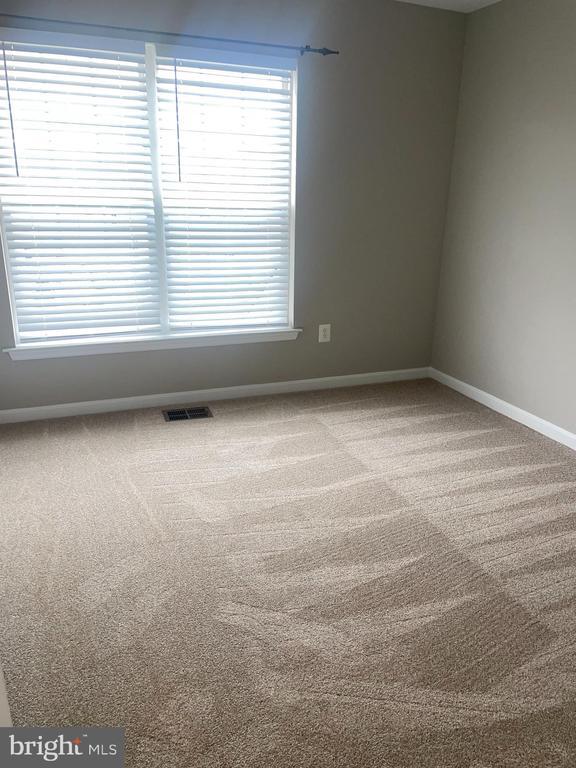 Photo - 1811b Wheyfield Dr