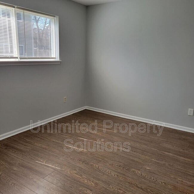 Photo - 209 Sunn Aire Ct