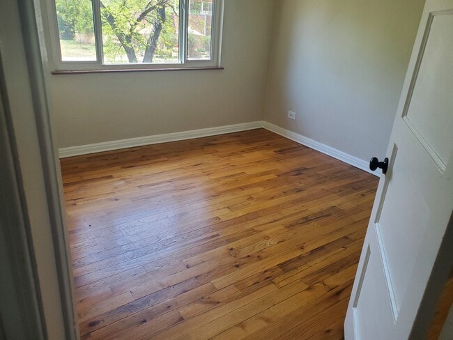 dormitorio - 3335 N Harrison St