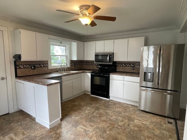 Photo - 2-Bedroom, 2-Bath Duplex Apartment – Quiet Dalton Street | $1,600/Month
