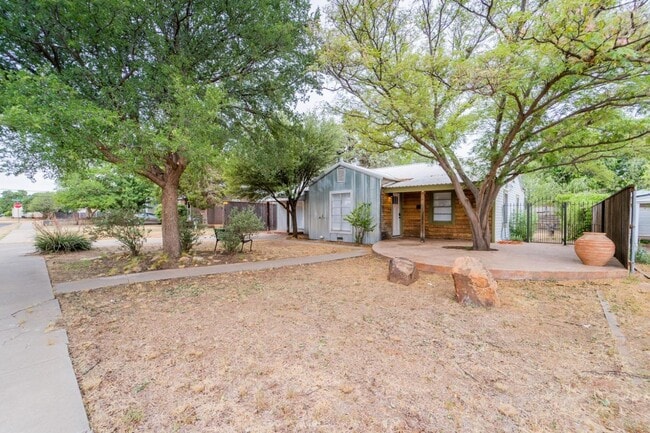 Photo - AUGUST PRE-LEASE! ADORABLE 3 bedroom!