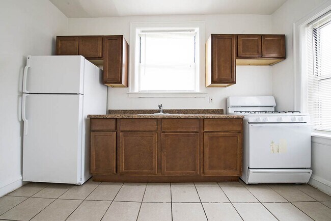 Photo - 8253-59 S Ingleside Ave Chicago, IL 60619