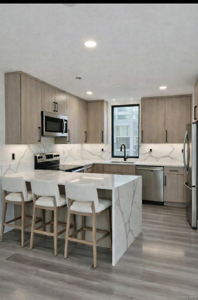 Building Photo - 325 Manville Rd Unit 2A