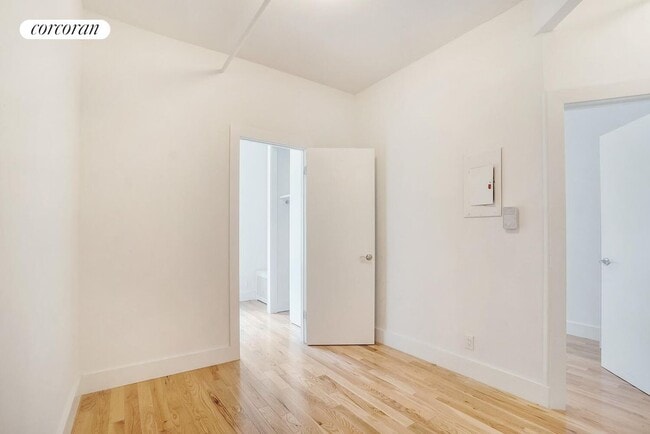 Photo - 317 W 71st St Apartment