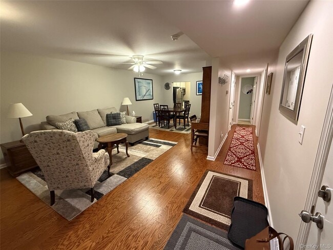 Photo - 1008 McIntosh Pl Unit 10H