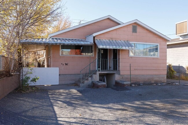 Photo - Taylor75 Unidad 1