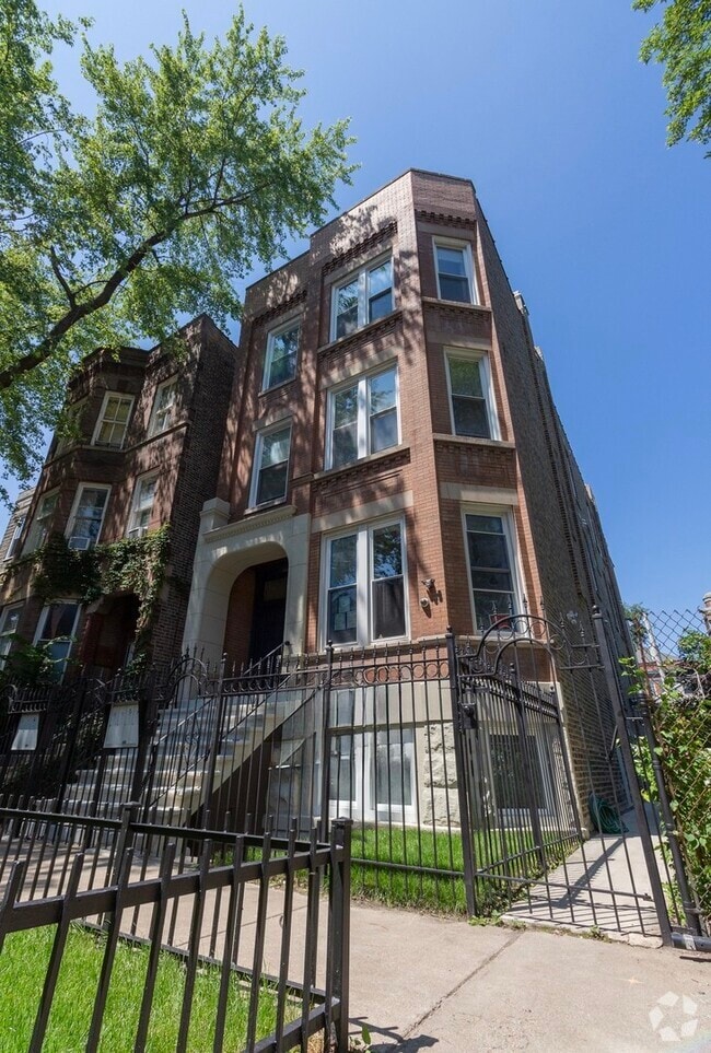 Building Photo - 2618 W Evergreen Ave Rental