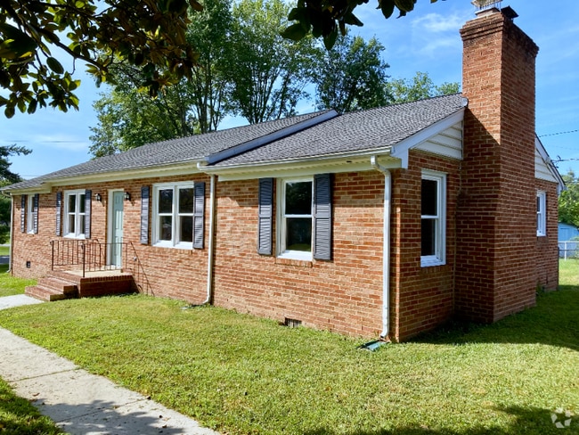 Building Photo - 10429 W Providence Rd Rental