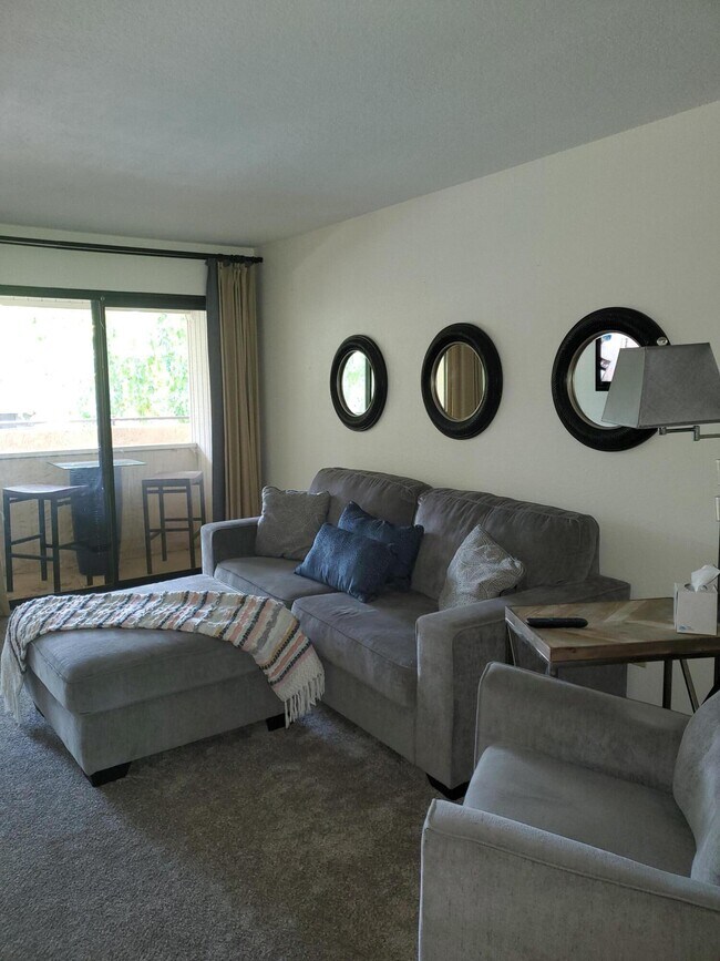 2810 N Arcadia Ct Unit 214