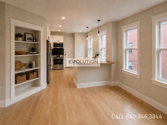 Building Photo - 906-908 Park St-2E Unit 2E