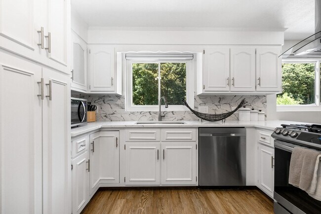 Photo - 46 Juniper Dr