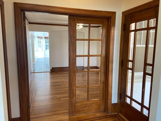 Photo - Classic & Timeless Parkside Home 3BD / 2.5BA