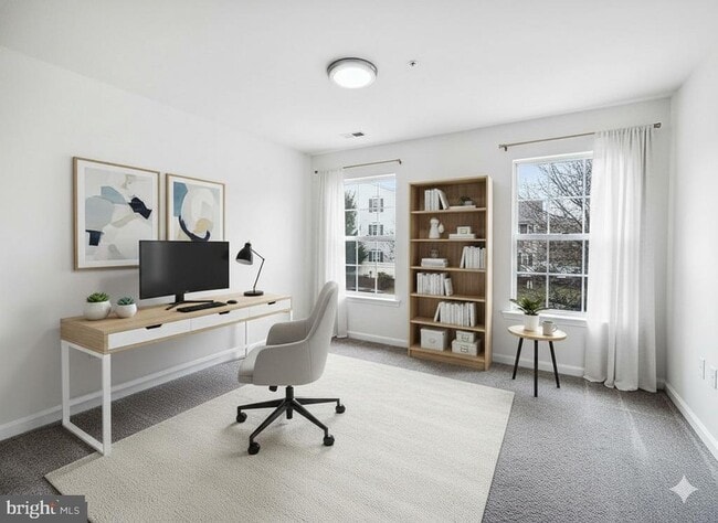 Photo - 102 Crossbill Way