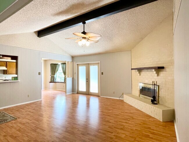 Photo - 819 S 5th St