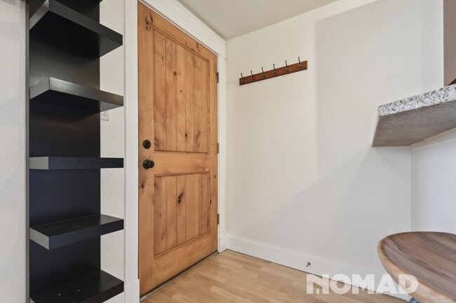 Photo - 195 S Pennsylvania St