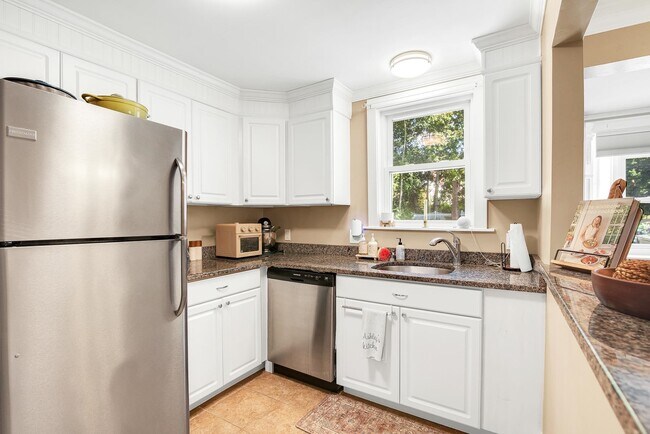 Photo - 107 Mount Vernon St Unidad 107