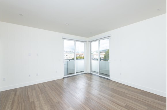 Photo - Orlando on First by Wiseman