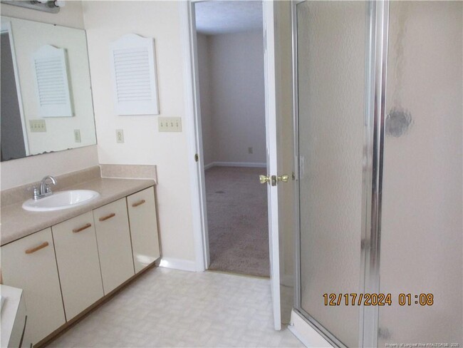 Photo - 974-974 Stewart's Creek Dr Condo