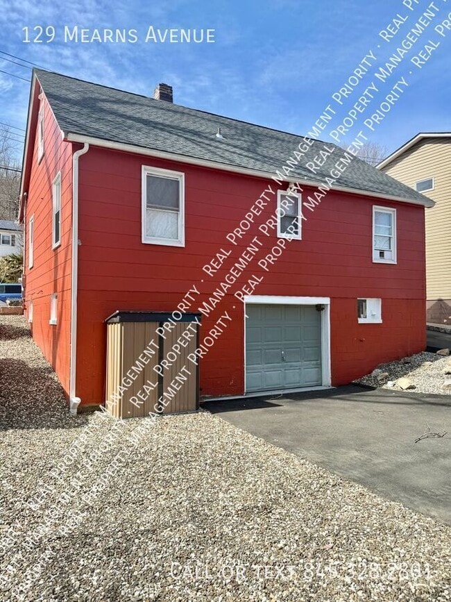 Photo - 129 Mearns Ave