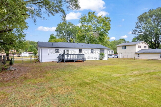 Photo - 2657 John Petree Rd