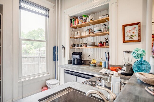 Photo - 2713 Fremont Ave S Unit 2