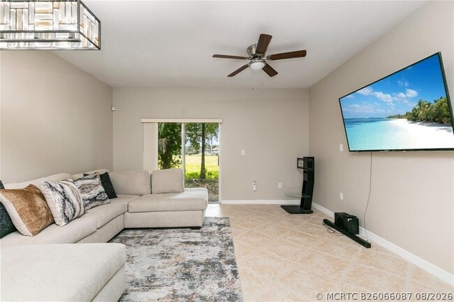 4408 Woodland Cir