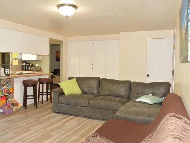 Photo - 990 NW 178th Ave