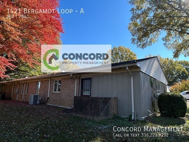 Photo - 1421 Bergamot Loop Unit A