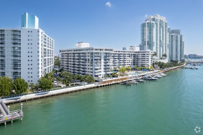 Photo - South Bay Club