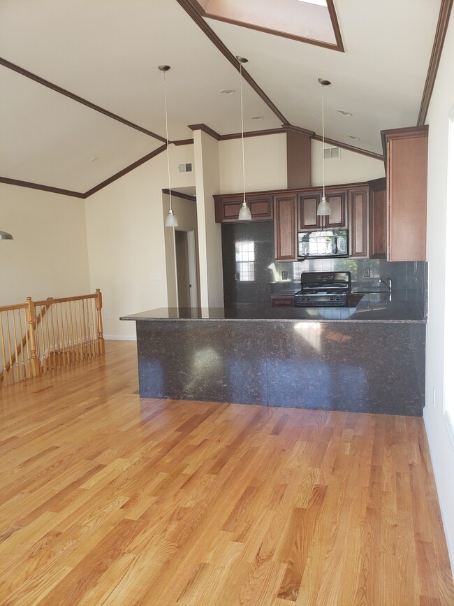 Photo - 213 Pearsall Ave Apartments Unit 2