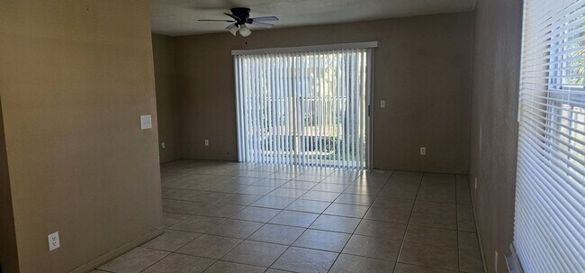 Photo - SUMMERFIELD TWNH Unit 2420P