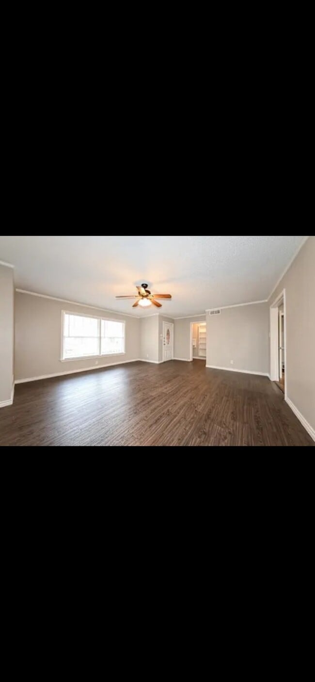 Photo - 15185 McDonald Dr