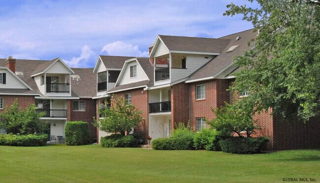 2568 Western Ave Unit A-KR