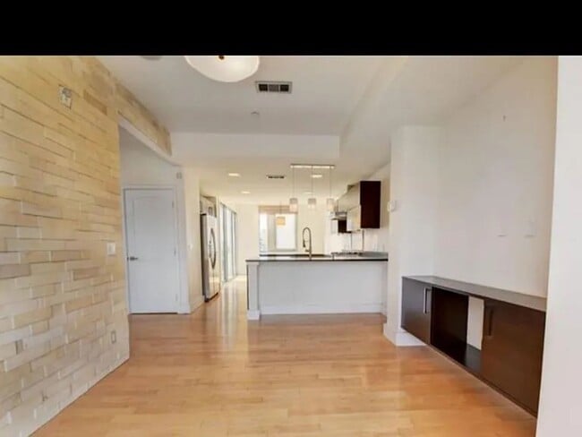 Photo - Contemporary Townhome Steps from Jefferson Park & LoHi!!