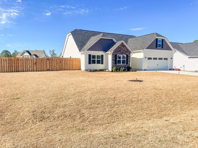 Photo - 4 Bedroom Swansboro Home for Rent