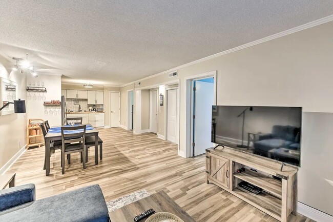 Photo - Charming 2 Bed/2 Bath Condo in Hilton Head Island - Perfect Island Living! Unidad G5