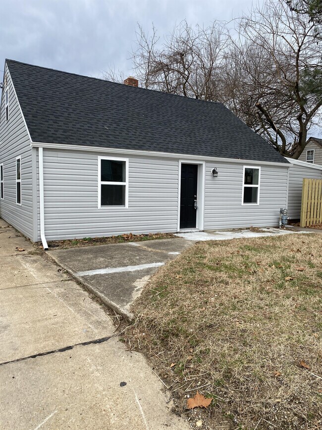 Photo - 3102 Baybriar Rd