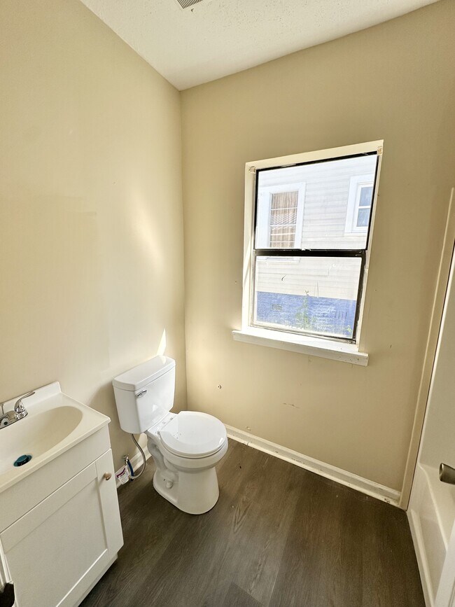 Photo - 1606 49th St Ensley