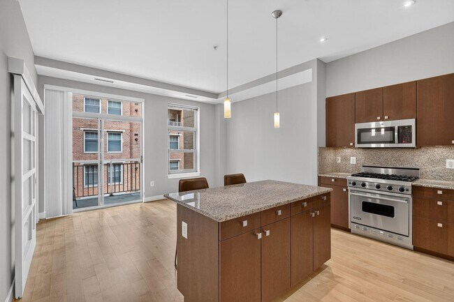 Photo - 2425 L St NW Unit 421