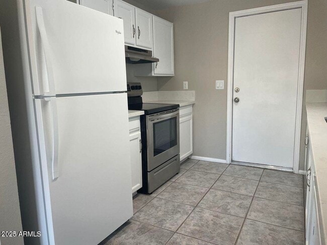 Photo - 1414 W Colt Rd