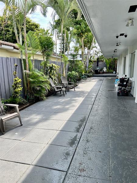 Building Photo - 2918 N Ocean Blvd Unit 2 Rental