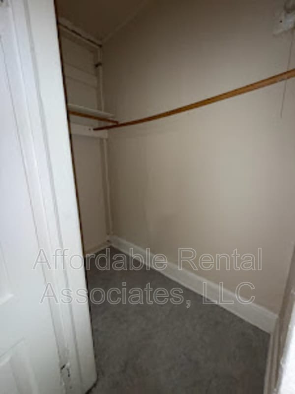 Photo - 1240 W Washington St Unit Lower Front