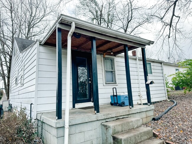 1002 North Main Street
