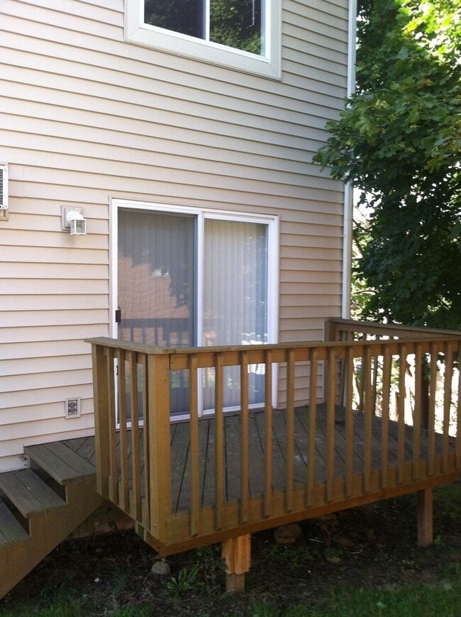Photo - 2255 Congo St