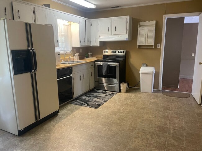 Photo - 3614 SW Cerro Vista St