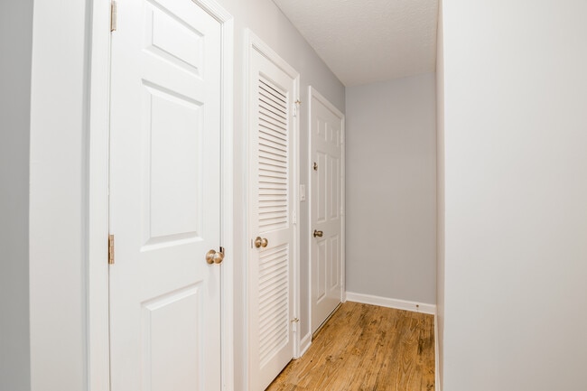 Photo - 887 Timberlake Dr Unit 2
