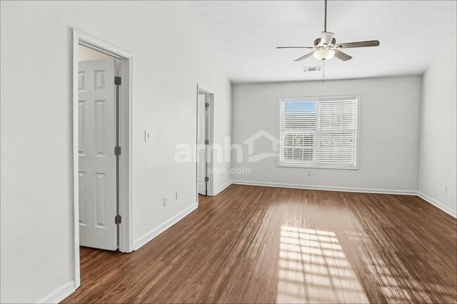 Photo - 2534 Dalesford Ct