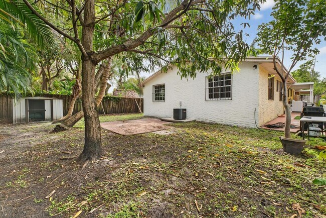 3147 McDonald St Unidad 2