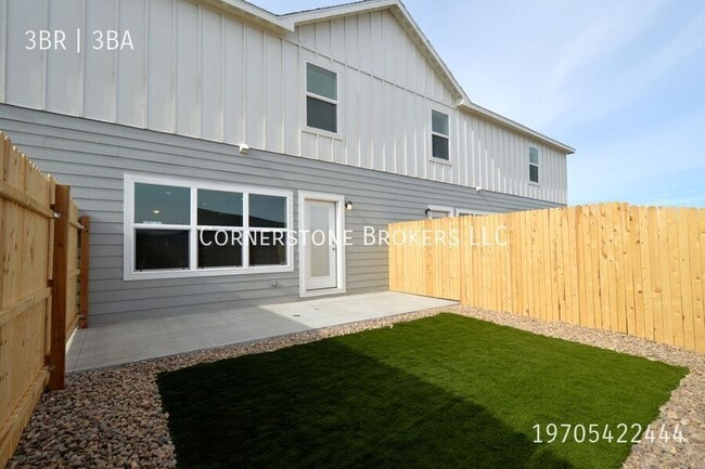 Building Photo - 324 Omnia St Unit B